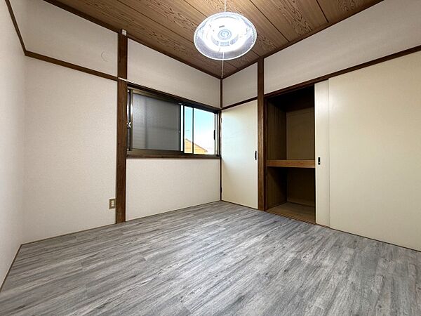 detached 茨城県ひたちなか市大字足崎

地図を見る