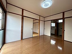 オークヴィレッジ B棟 202号室 2階2Kのリビング/ダイニング