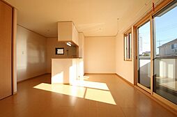 メゾングレース D棟 102号室 1階2LDKのリビング/ダイニング