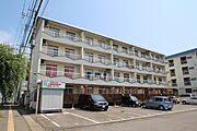 勝田駅より徒歩20分 築52年8ヶ月 4階建の賃貸物件