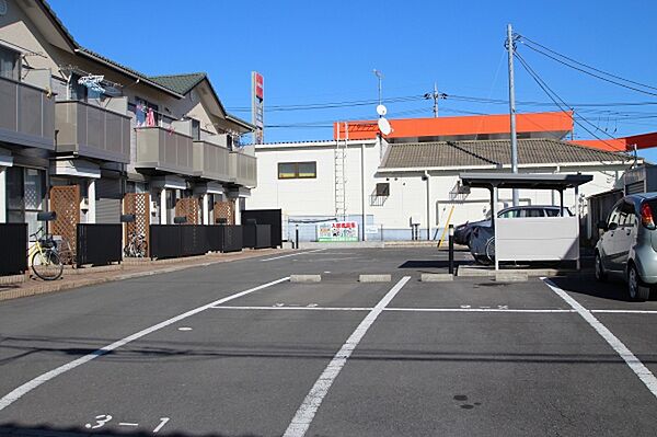 detached 茨城県ひたちなか市西大島

地図を見る