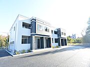 水戸駅よりバス28分 徒歩2分 築10年1ヶ月 2階建の賃貸物件