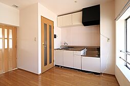 メイプルヒル 303号室 3階1LDKのリビング/ダイニング