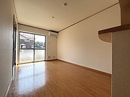 サニーヒル東前 D棟 105号室 2LDKのリビング/ダイニング