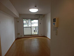 アグレイア 305号室 3階ワンルームのリビング/ダイニング