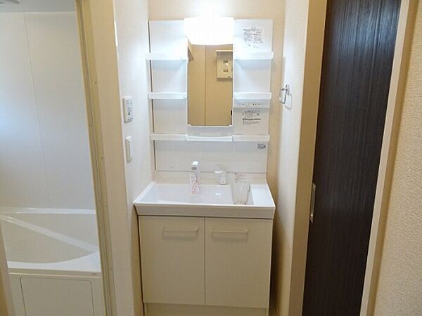 apartment 茨城県ひたちなか市大字田彦
地図を見る