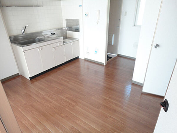 apartment 茨城県水戸市文京
地図を見る