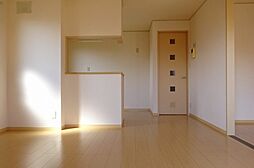 ROYAL WING E棟 201号室 2階2LDKのリビング/ダイニング