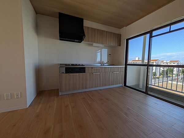 apartment 茨城県ひたちなか市長堀町
地図を見る