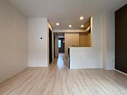 グランフェリシア(Grand Felicia) 105号室 1階1LDKのリビング/ダイニング