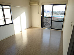 メゾン・シャルム E 201号室 2階3DKのリビング/ダイニング