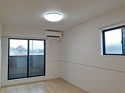 ワイズガーデン S 203号室 2階2LDKのリビング/ダイニング