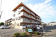 佐和駅より徒歩5分 築25年1ヶ月 4階建の賃貸物件