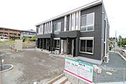 赤塚駅より徒歩18分 築1年3ヶ月 2階建の賃貸物件