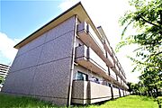 水戸駅よりバス17分 徒歩2分 築33年5ヶ月 4階建の賃貸物件