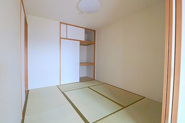 apartment 茨城県水戸市見和
地図を見る