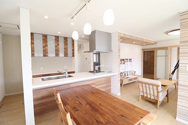 リビング/ダイニング