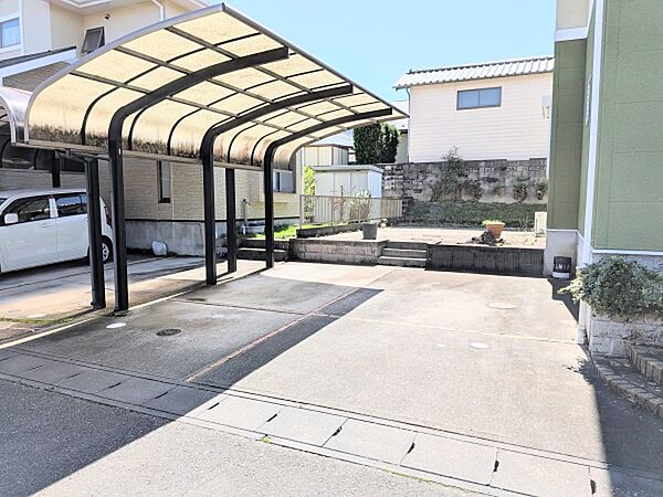 駐車場を拡大表示