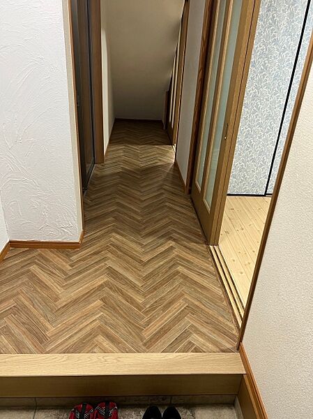 玄関を拡大表示