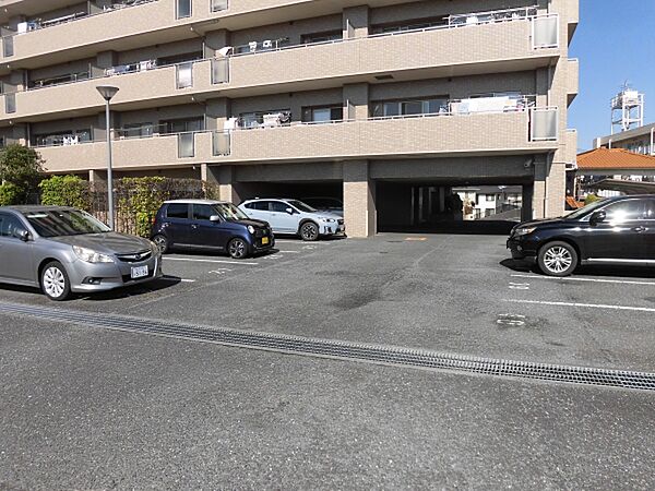 駐車場を拡大表示