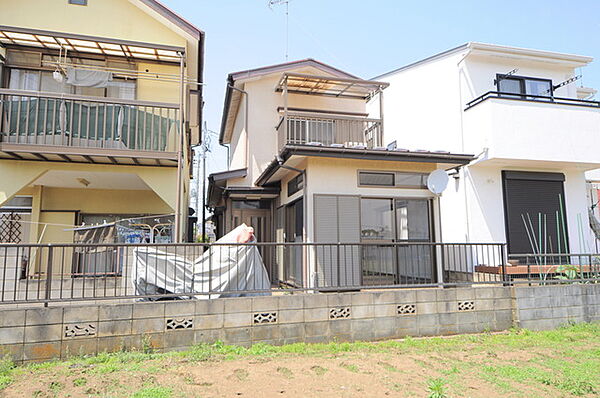 南側生産緑地に付日当たり良好です