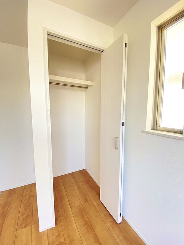 収納豊富な間取りで家の中がスッキリ片付きそうです。 