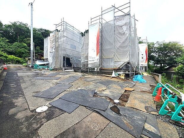 五感で感じる、現地でしかわからない事も沢山ございます。周辺環境なども一緒にご案内いたしますのでお気軽にお問合せください。 