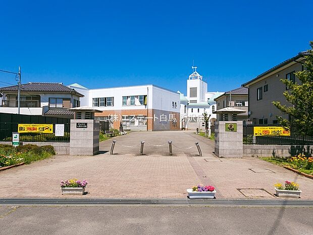 入間川小学校（830m）