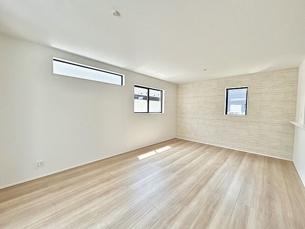 夕食の時間。家族、友人、両親、親戚との会話がより料理を美味しくしてくれる。あっという間に時間が過ぎてしまう居心地の良さは、普段はほっとする空間としてここにあります。