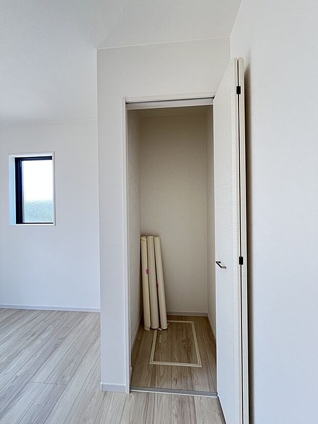 収納スペースが豊富なためお部屋も綺麗に片付きます。 