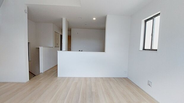 リビングは家具の配置も思いのまま。自由度が高い設計です。 