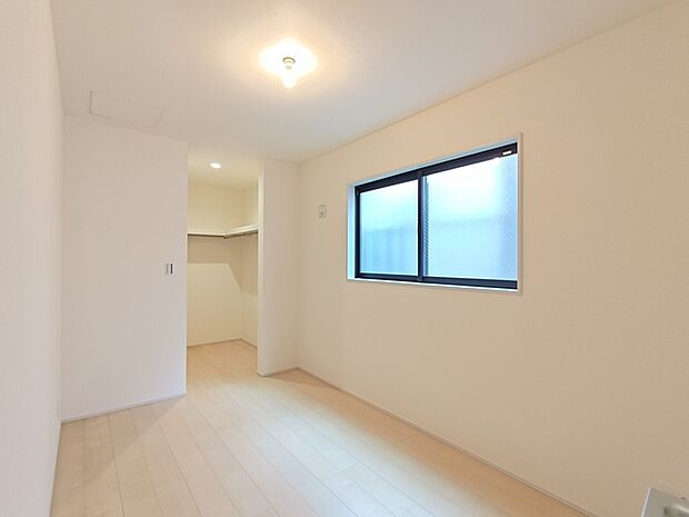 【ストレージルーム/約5帖】