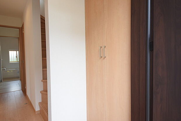 シューズボックス