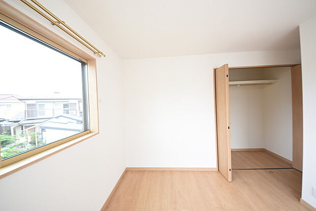 南西角部屋6.5帖