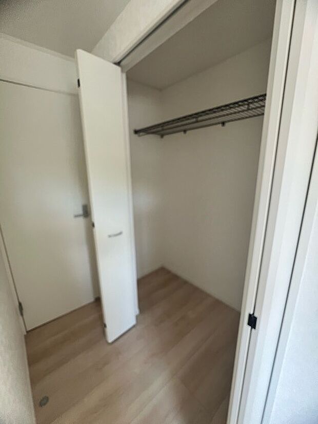 収納豊富な間取りで家の中がスッキリ片付きそうです。 