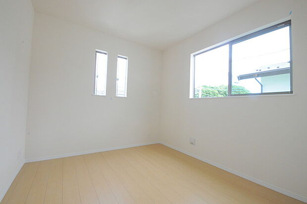 2階　洋室5.25帖