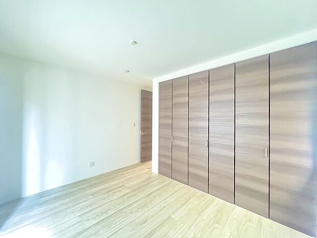 大容量クローゼット付き!家族の成長と共に増える荷物もスッキリ収納。