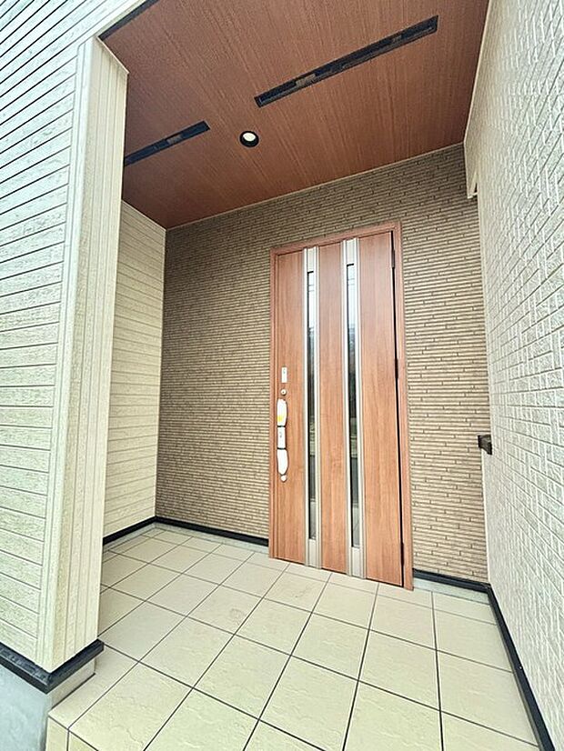 お客様をお迎えする玄関、お家の出入りもスムーズに行えます。