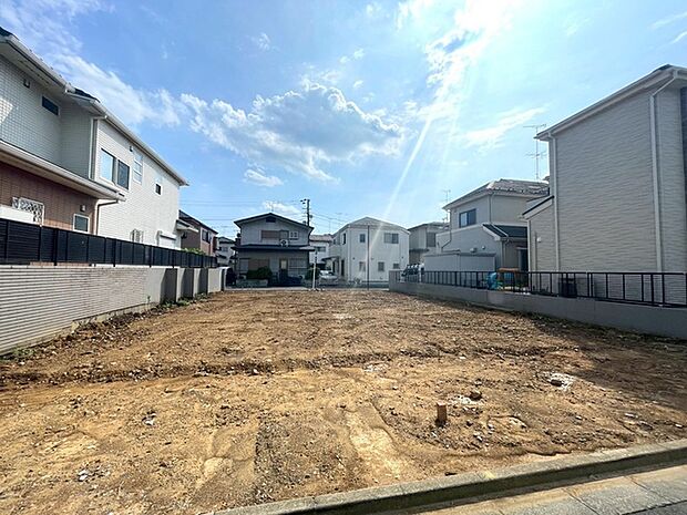 五感で感じる、現地でしかわからない事も沢山ございます。周辺環境なども一緒にご案内いたしますのでお気軽にお問合せください。