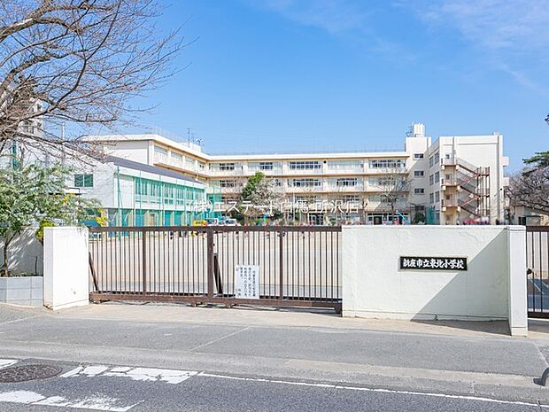 東北小学校（730m）
