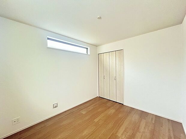 大容量クローゼット付き！家族の成長と共に増える荷物もスッキリ収納。 