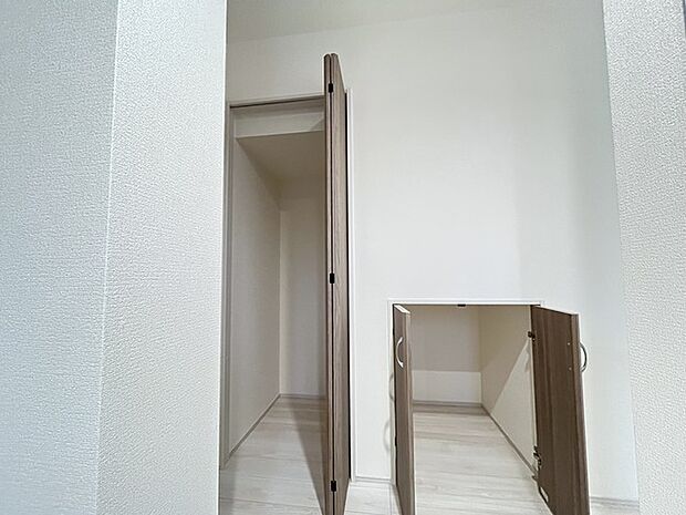 キッチン横パントリー