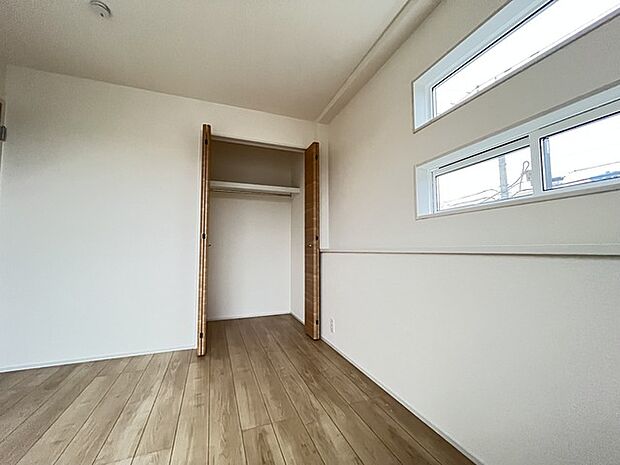 収納スペースが豊富なためお部屋も綺麗に片付きます。 