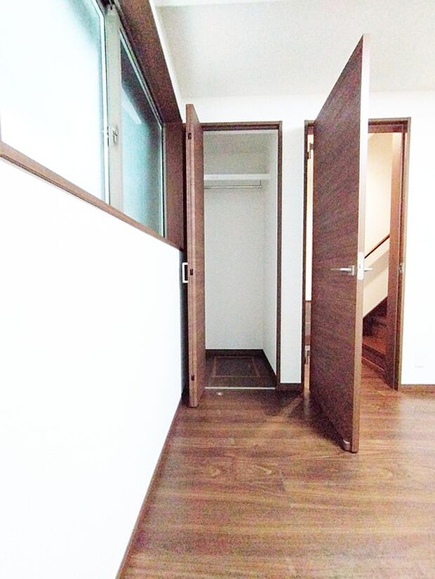 収納豊富な間取りで家の中がスッキリ片付きそうです。