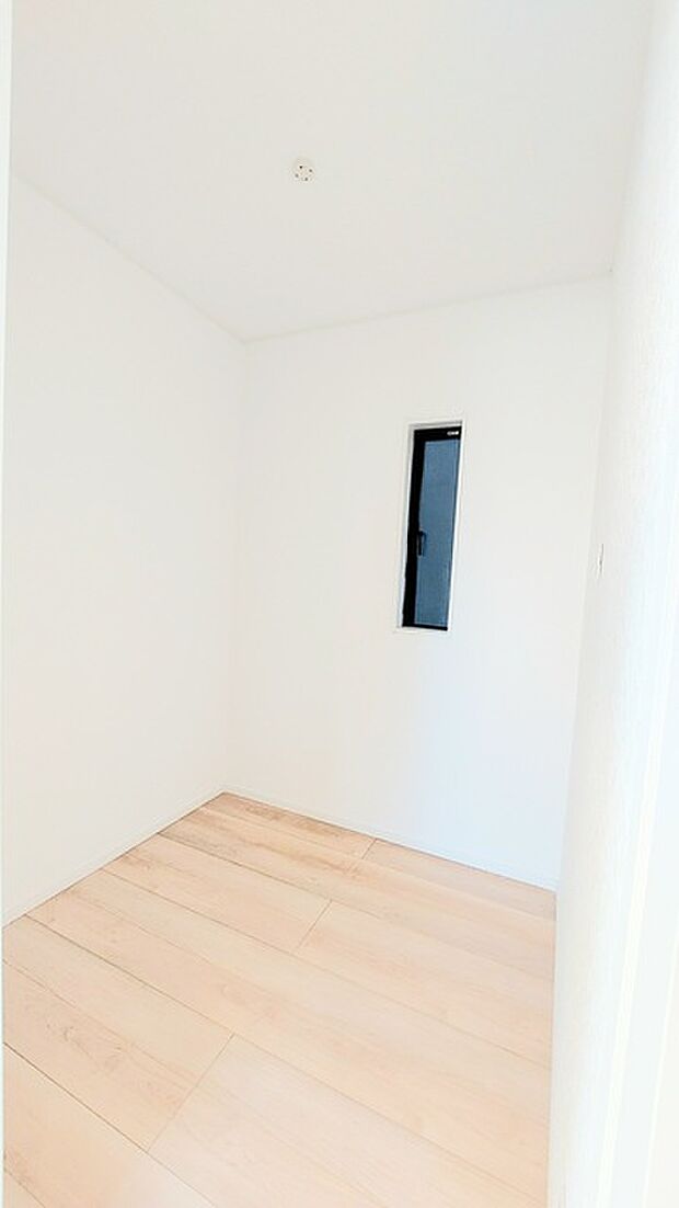 1階約2帖の収納