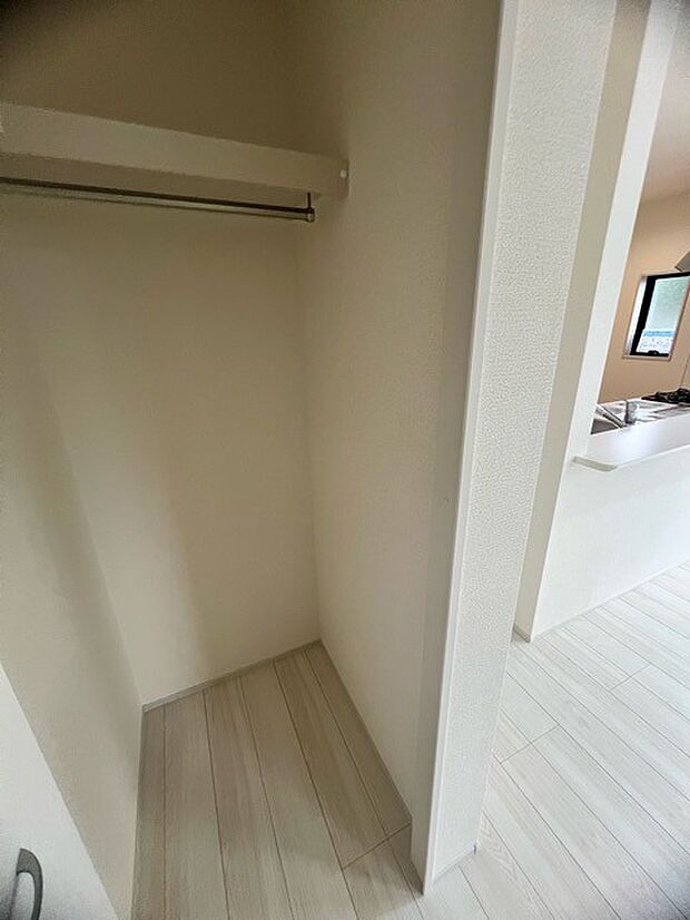 収納豊富な間取りで家の中がスッキリ片付きそうです。