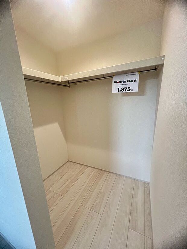 大容量クローゼット付き!家族の成長と共に増える荷物もスッキリ収納。