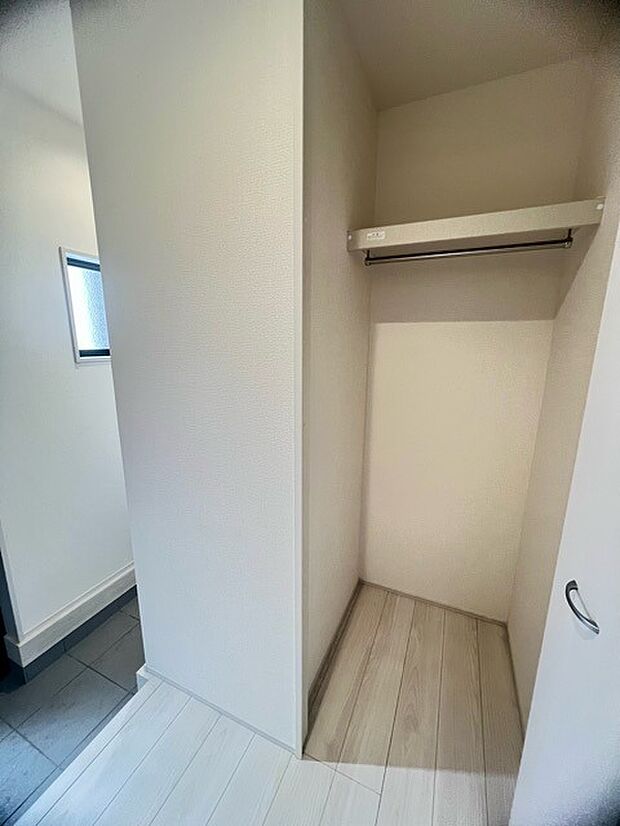 収納豊富な間取りで家の中がスッキリ片付きそうです。