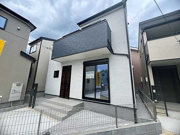 五感で感じる、現地でしかわからない事も沢山ございます。周辺環境なども一緒にご案内いたしますのでお気軽にお問合せください。