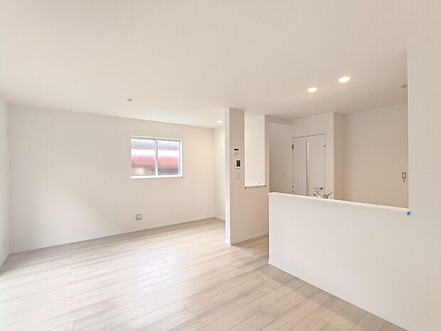 【LDK/約14.93帖】